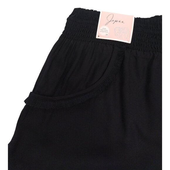 Set of 2 black japa and ikat print rayon shorts with elastic waist for women M - Picture 4 of 10